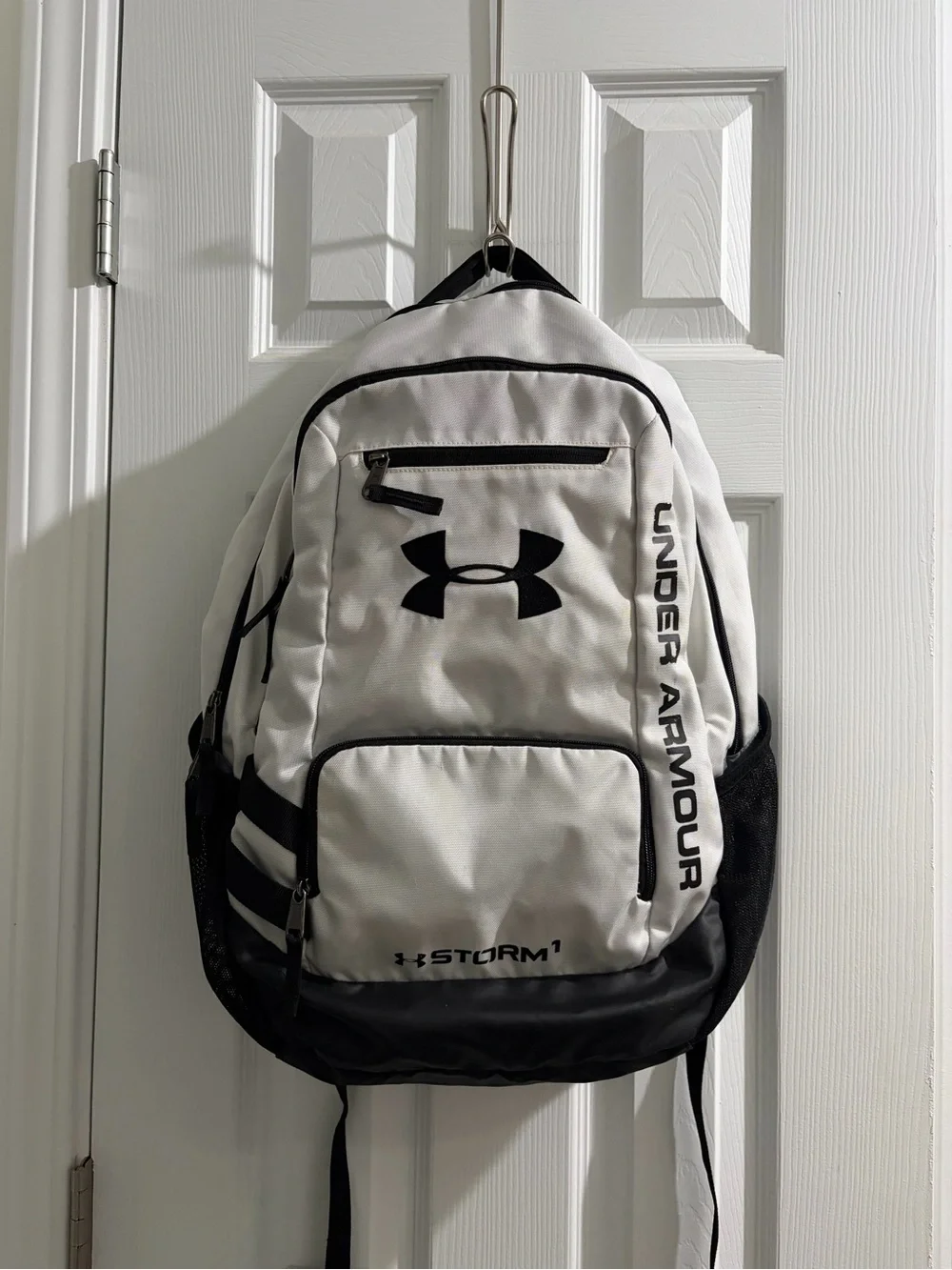 Under Armour Hustle  White and Black Men's Backpack with Storm Technology